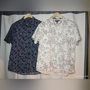 Lot 2 Michael Kors Short Sleeve Button Down Shirts XL Navy Logo & Floral